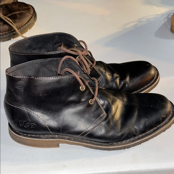 UGG Men's Dark Leather Chukka Boots - Picture 1 of 5